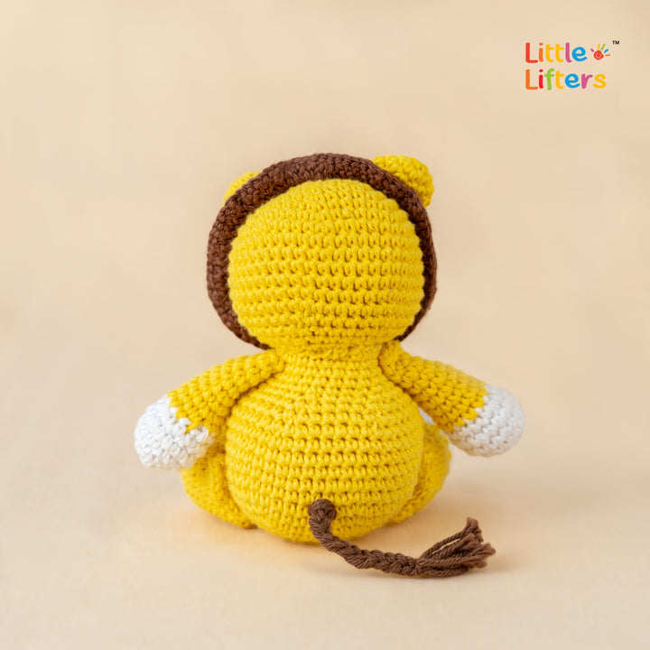 Leo the Crochet Lion image 3